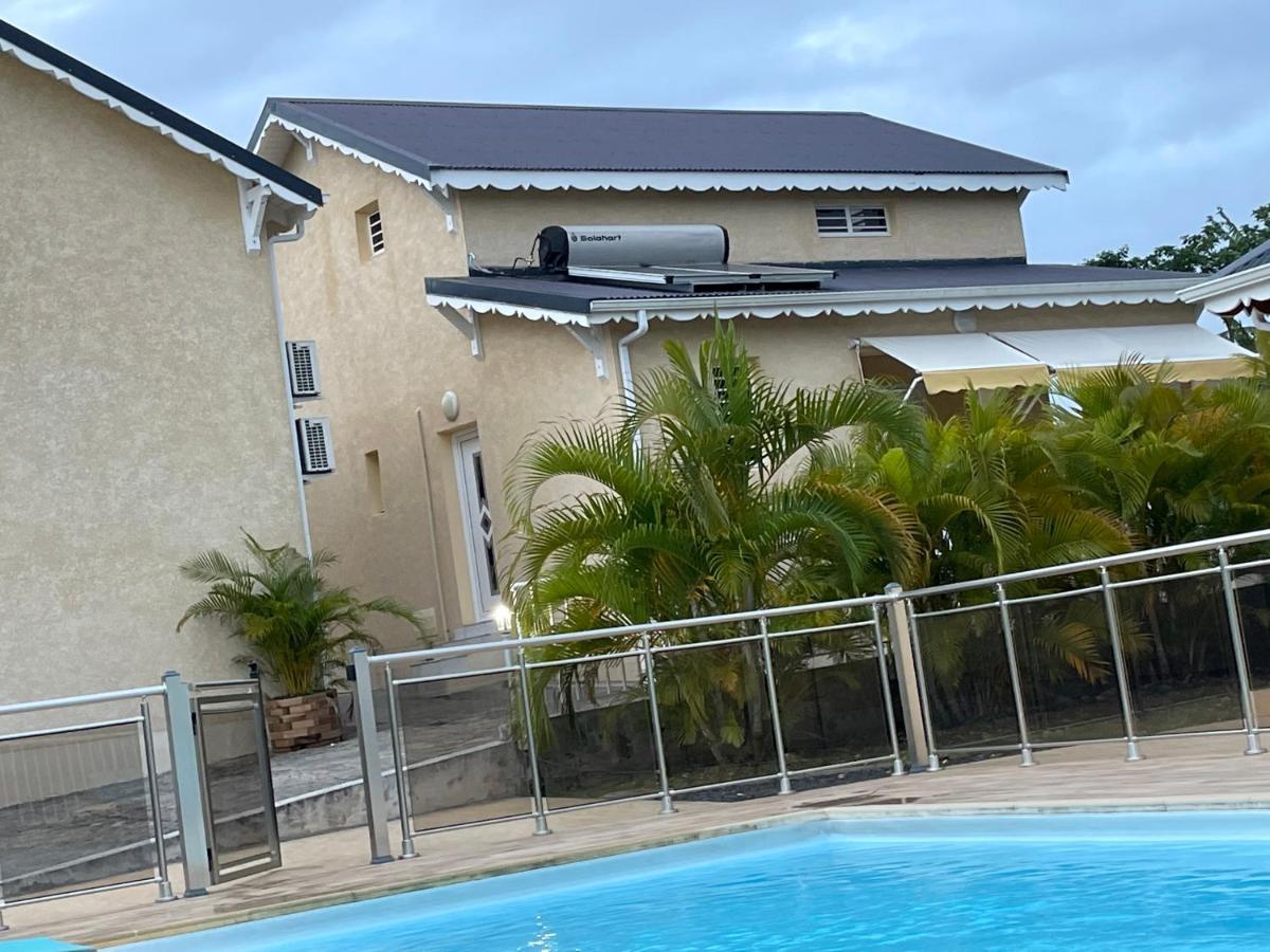 Les Villas Sarah ル・ムル エクステリア 写真